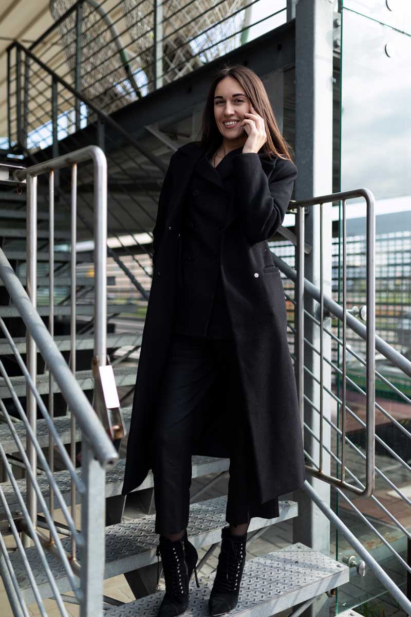 female-private-equity-analyst-in-business-attire-t-2023-02-14-19-03-20-utc